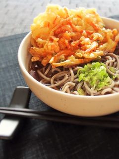 簡単☆かき揚げそば(年越しそば)-レシピのメイン写真