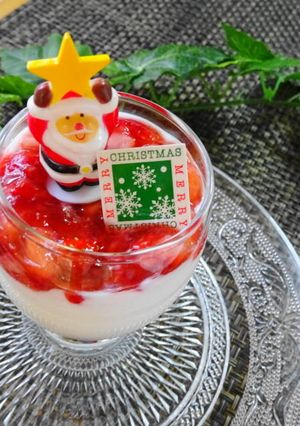 簡単ヨーグルトアート♡クリスマスデザート-レシピのメイン写真
