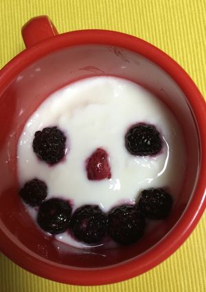 ニコニコちゃんのヨーグルト-レシピのメイン写真