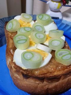 厚切り長ネギゆで卵金山寺味噌マヨトースト-レシピのメイン写真
