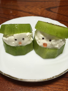 水切りヨーグルトでこびとのキウイ-レシピのメイン写真