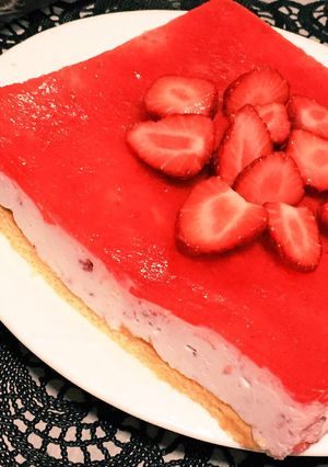 糖質制限◆ヨーグルト苺ムースケーキ-レシピのメイン写真