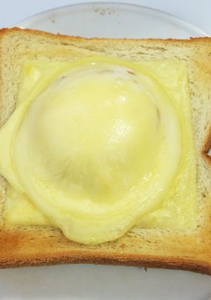 雪見だいふくトースト！チーズの塩味が最高-レシピのメイン写真