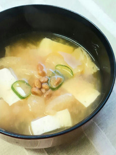 大豆三昧の味噌汁☆豆腐・納豆・油揚げ入り-レシピのメイン写真