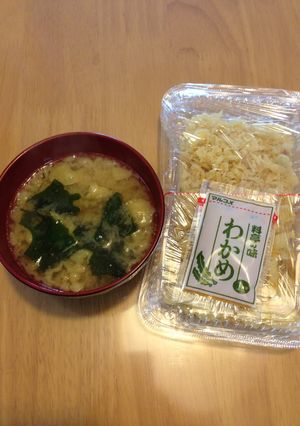 天かす入り☆インスタント味噌汁-レシピのメイン写真