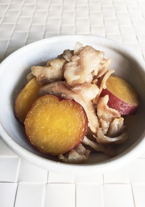 簡単！豚バラ肉とさつまいもの甘辛煮-レシピのメイン写真