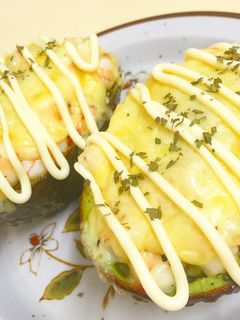 エビとアボカドのオーブン焼き-レシピのメイン写真