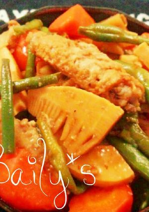 お野菜と手羽中の煮物♪-レシピのメイン写真