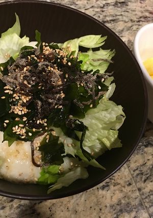 満足サラダ♡レタスとろろと塩昆布が美味♡-レシピのメイン写真