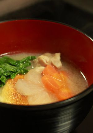 【とくしま郷土料理】雑煮(白みそ)-レシピのメイン写真