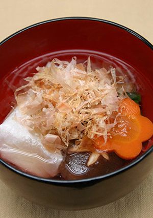 白だし┃元旦にピッタリ♪とり雑煮-レシピのメイン写真