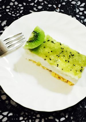 糖質制限◆キウイ&ヨーグルトムースケーキ-レシピのメイン写真