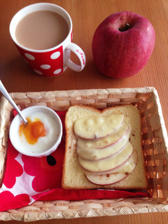 チーズとリンゴのシナモントースト-レシピのメイン写真