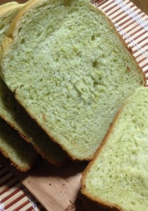 HBで簡単♪ほんのり甘い抹茶ミルク食パン-レシピのメイン写真