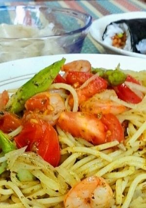 ぷりぷり海老とトマトのジェノベーゼパスタ-レシピのメイン写真
