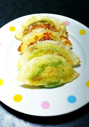 お手軽アボカド餃子♪-レシピのメイン写真