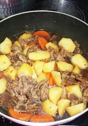 牛丼の残りで肉じゃが-レシピのメイン写真