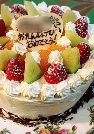 チョコスポンジのデコレーションケーキ-レシピのメイン写真