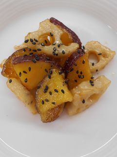 れんこんとさつまいもの甘辛炒め-レシピのメイン写真