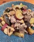 さつま芋・蓮根・エリンギ・豚肉の甘辛煮