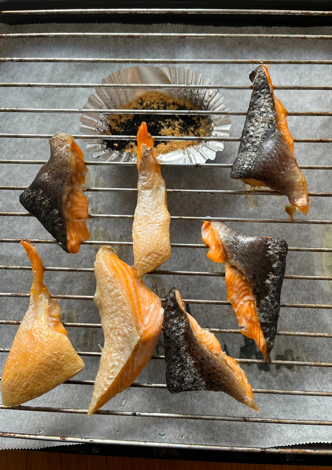 鮭の燻製　紅茶と砂糖で簡単-レシピのメイン写真