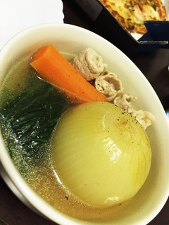 やみぞ女子必見☆丸ごと玉ねぎスープ-レシピのメイン写真