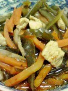 レンジで!茎ワカメ人参鶏ごぼうの美肌煮-レシピのメイン写真