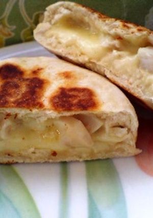 お好み焼粉で☆トリハムチーズのお焼き-レシピのメイン写真