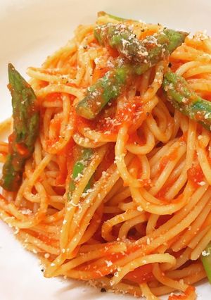 アスパラガスのトマトソーススパゲッティー-レシピのメイン写真