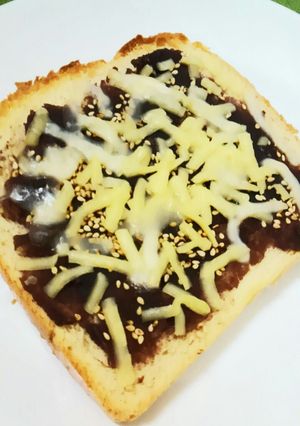 あんこにごまとチーズのトースト-レシピのメイン写真