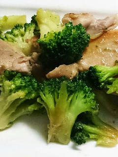 鳥むね肉◎ブロッコリーのさっぱり炒め-レシピのメイン写真