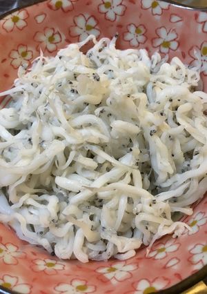簡単煮るだけ釜揚げしらす。白米と一緒に☆-レシピのメイン写真