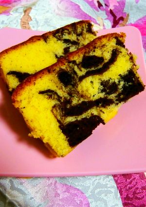 明治ミルクチョコレートでマーブルパウンド-レシピのメイン写真