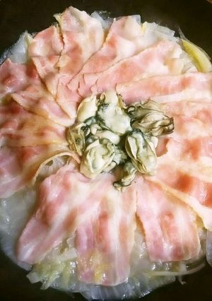 牡蠣とベーコンと白菜DEフライパン蒸し♪-レシピのメイン写真