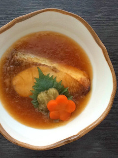 ブリのみぞれとろみ餡掛け〜紅白添え〜-レシピのメイン写真