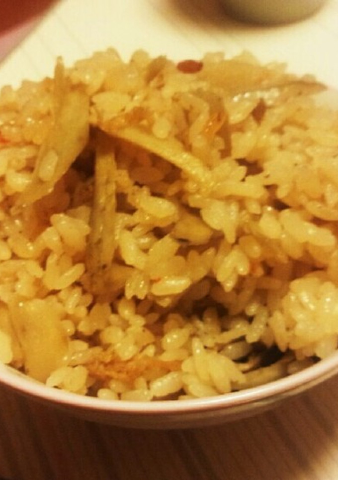 牛薄切りとごぼうの炊き込みご飯-レシピのメイン写真