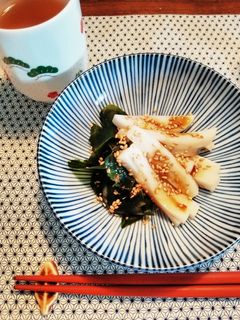 おせちかまぼこ余りで☆かまぼこワカメ和え-レシピのメイン写真