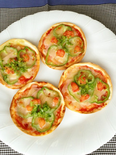 【使いきり】餃子の皮を使った簡単ピザ-レシピのメイン写真
