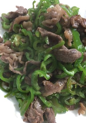 ♡材料はだった２つ？ピーマンと牛肉炒め♡-レシピのメイン写真