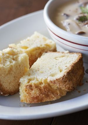 チーズソイビスケットときのこスープ-レシピのメイン写真