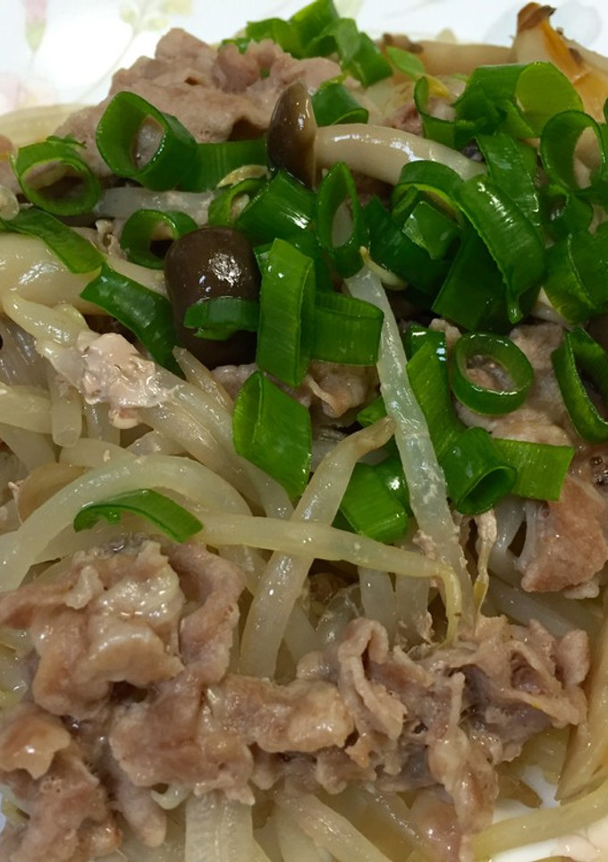 簡単‼豚肉とモヤシの蒸し物-レシピのメイン写真
