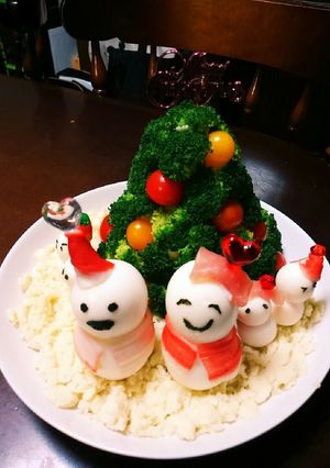 クリスマスに♪ツリーと雪だるまのサラダ-レシピのメイン写真