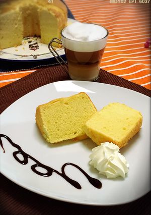 ココナッツオイルで基本のシフォンケーキ-レシピのメイン写真