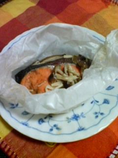 簡単!鮭ときのこの包み焼き-レシピのメイン写真