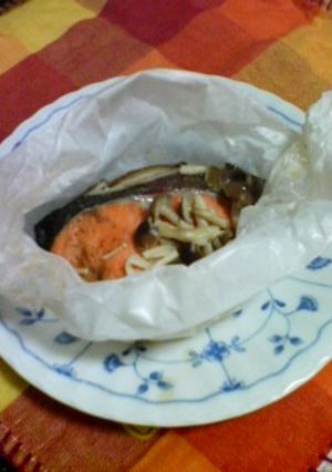 簡単！鮭ときのこの包み焼き-レシピのメイン写真