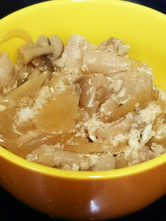 ヨシダグルメのたれで簡単‼親子丼-レシピのメイン写真