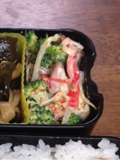 ブロッコリーとしめじの彩り味噌マヨサラダ-レシピのメイン写真