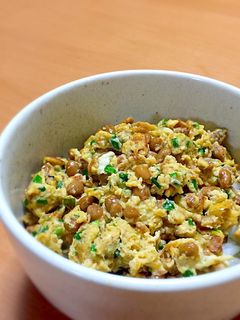 納豆嫌いの私もハマった!簡単納豆卵炒め丼-レシピのメイン写真