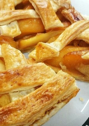 ちょっとリッチに♡ホールのアップルパイ♪-レシピのメイン写真