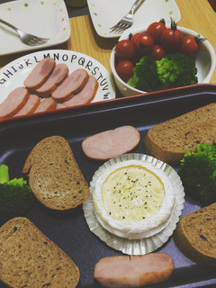 ホットプレートで簡単チーズフォンデュ☆★-レシピのメイン写真